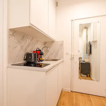 Cosy In The Heart Of Le Marais Apartment